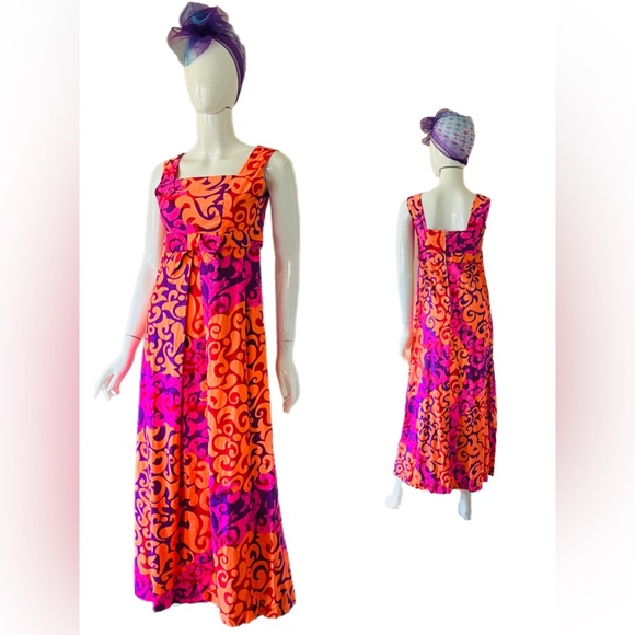 Vintage 70’s Batik Hawaiian Tiki Maxi Dress - Picture 2 of 5